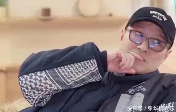体育游戏app平台他晒了和女一又友的合照-开云「中国」kai