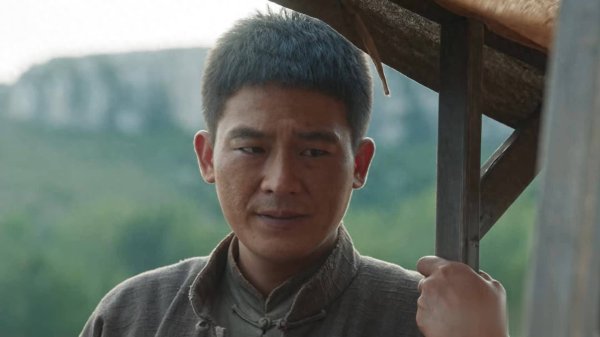 开yun体育网他和其他东说念主相通选藏绣绣的皑皑-开云「中国」kaiyun体育网址-登录入口